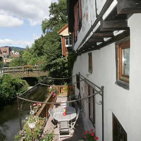 De La Riviere Enchantee