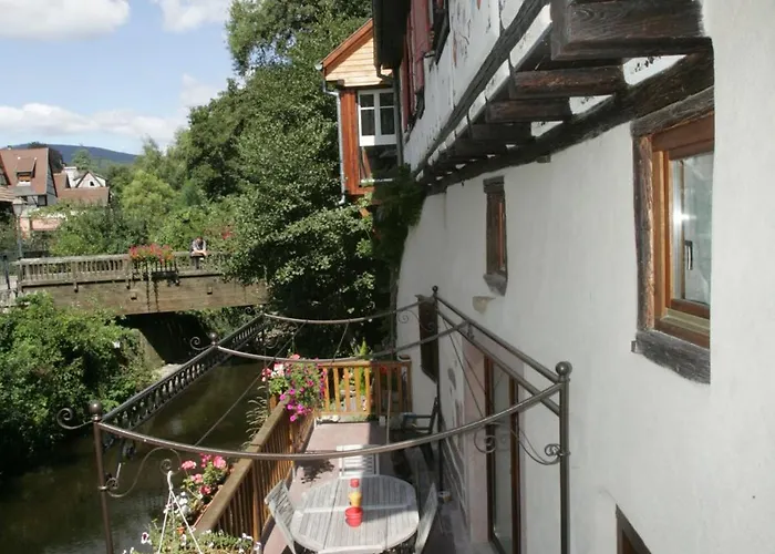 De La Riviere Enchantee